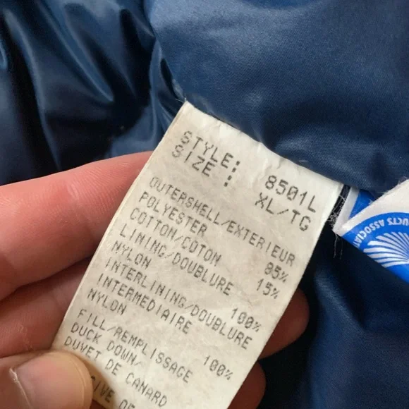 Canada Goose Resolute Parka - the most practical/functional, Canada Goose jacket - Picture 9 of 16